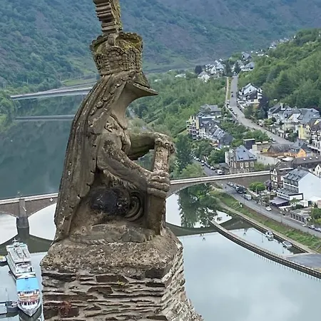 Konukevi Haus Von Hoegen