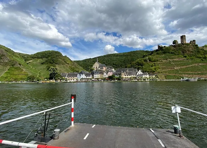 Gasthuis Haus Von Hoegen 3*